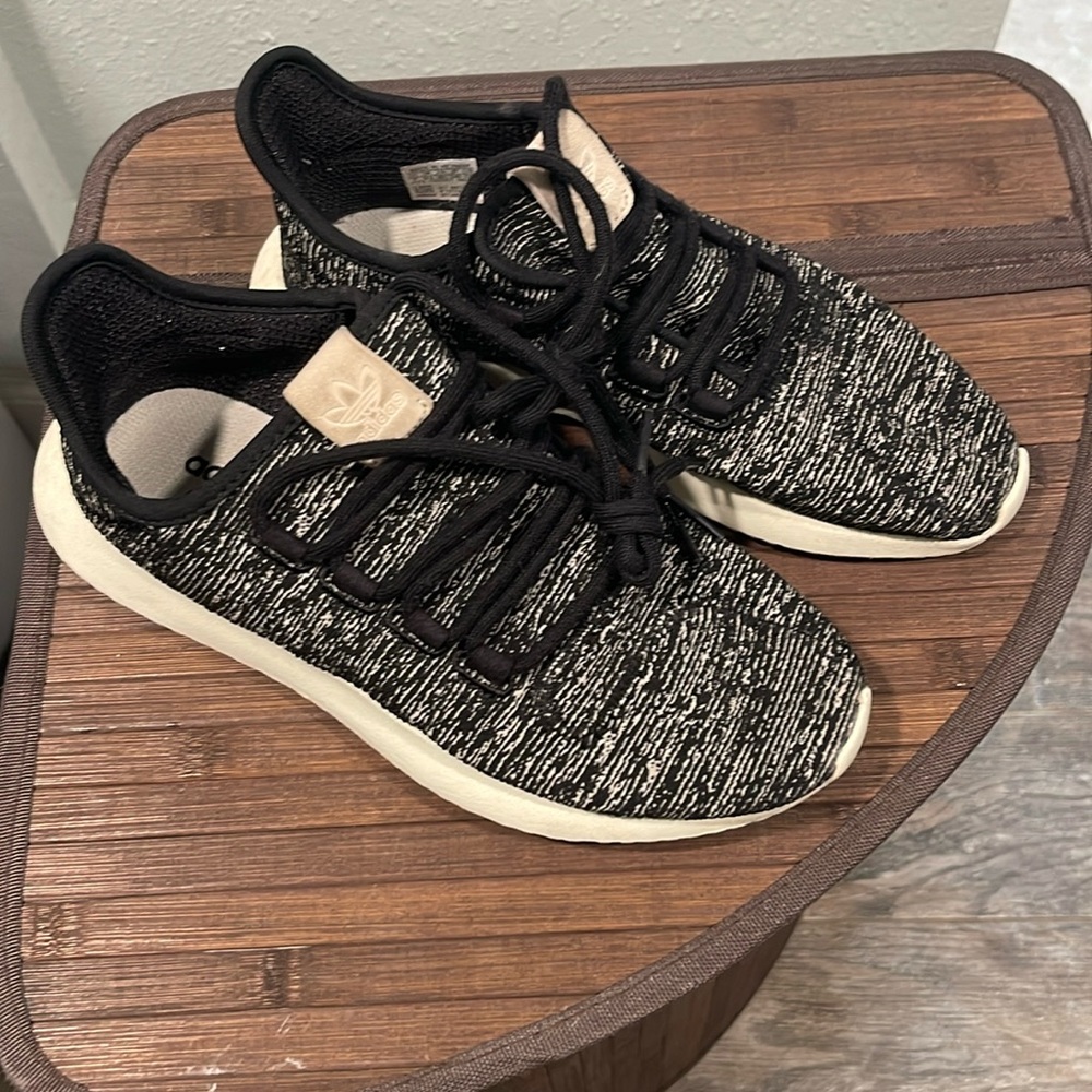 Adidas women's sneakers. Model - Tubular Shadow